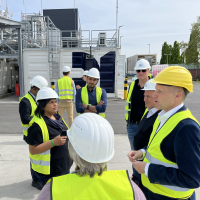 E-SAF-Produktion vor Ort erleben &ndash; BARIG Fluggesellschaften zu Besuch in der PTL-Anlage von INERATEC